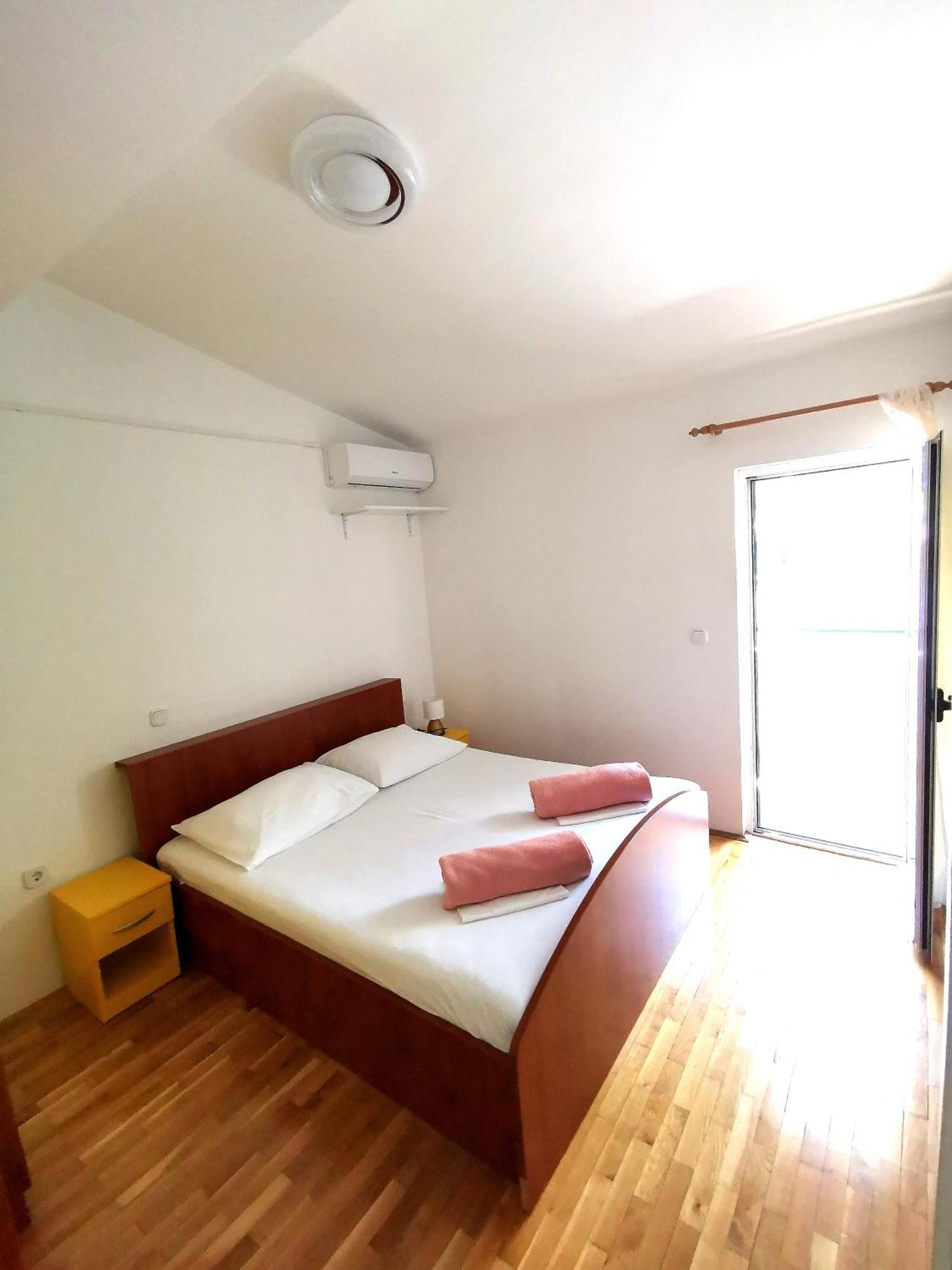 Apartmani Rudelj ماكارسكا المظهر الخارجي الصورة